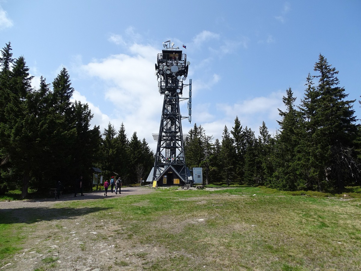 Kabinková lanovka na Černou horu